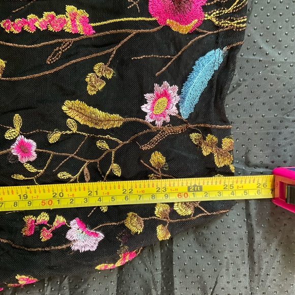 “ EMBROIDERED FLORAL TOP” Sheer Black Netting with Lovely Embroidery. - Picture 12 of 13